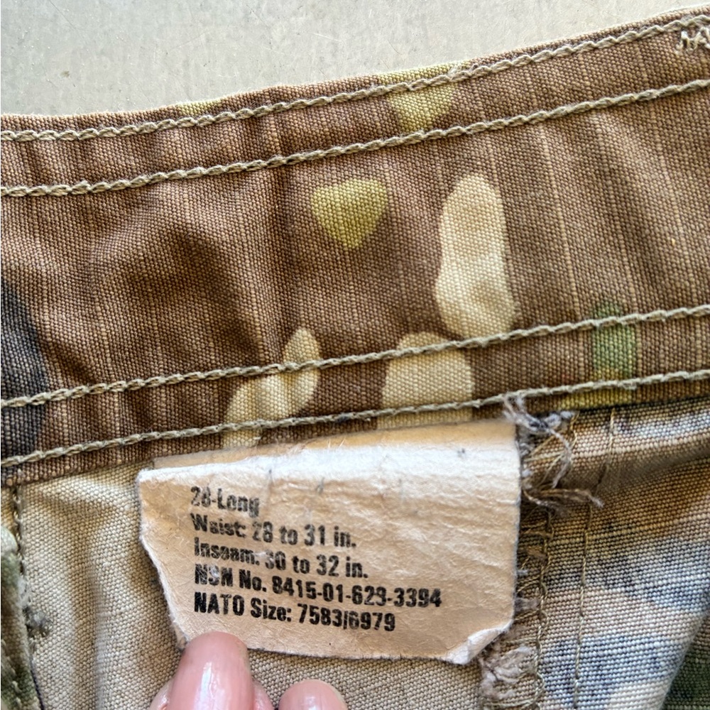 Camouflage Cargo Pants SZ 28 - Picture 5 of 11